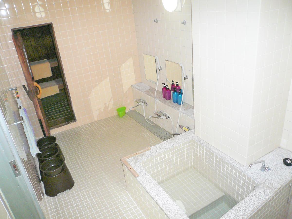 Capsule Hotel Honcho Sendai Buitenkant foto