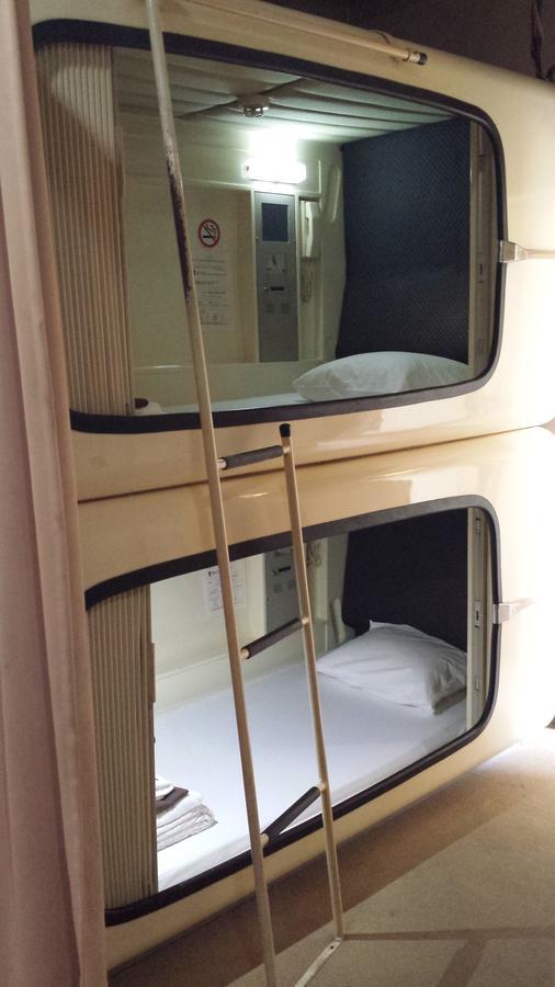 Capsule Hotel Honcho Sendai Buitenkant foto